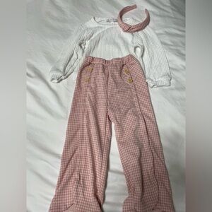 Rachel White Knit Top and Pink Patterned Pants